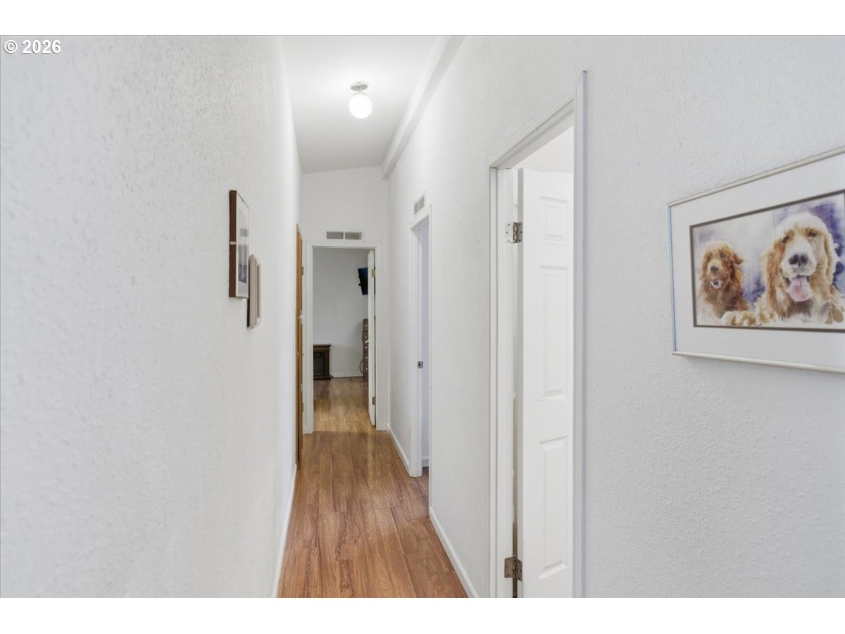 660 Wassom Street Lebanon, OR 97355 - Photo 20 of 48