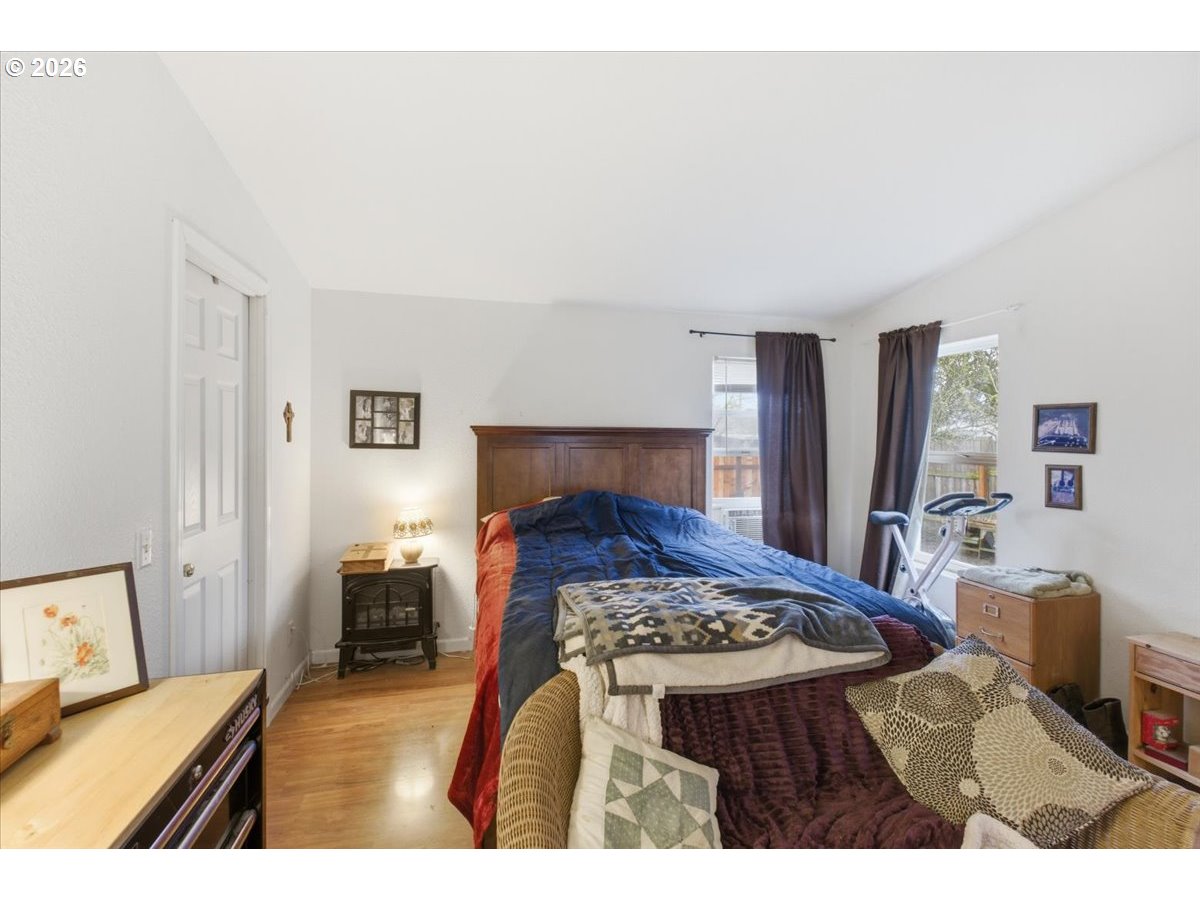 660 Wassom Street Lebanon, OR 97355 - Photo 24 of 48