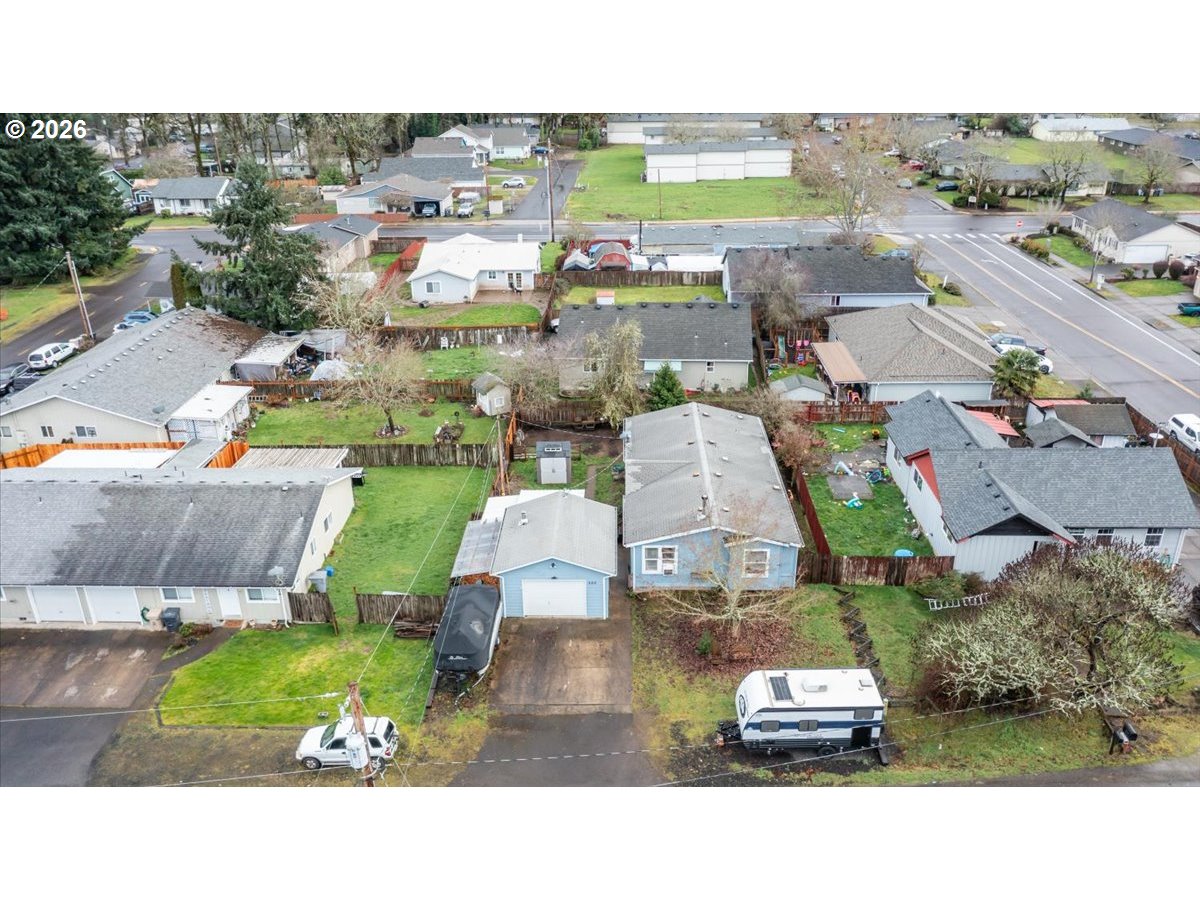 660 Wassom Street Lebanon, OR 97355 - Photo 38 of 48