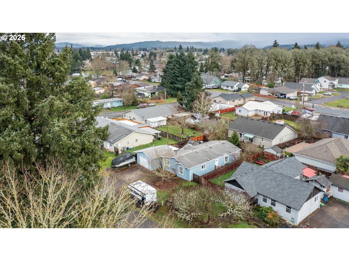 660 Wassom Street Lebanon, OR 97355 - Photo 39 of 48