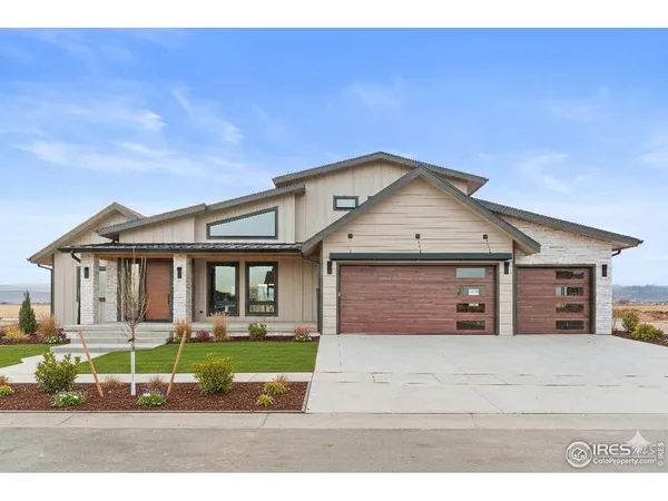 $1,783,895 | 975 William Way, Berthoud, CO 80513
