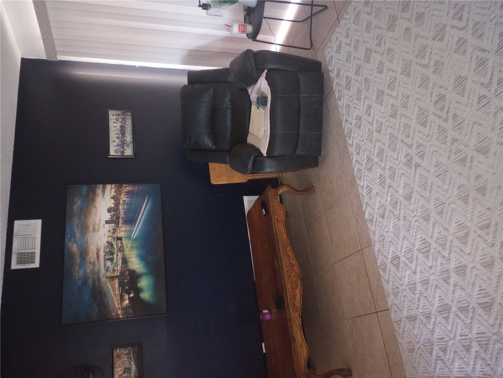 1190 Ramar Road, Unit 37 Bullhead City, AZ 86442 - Photo 6 of 14 a living room with furniture