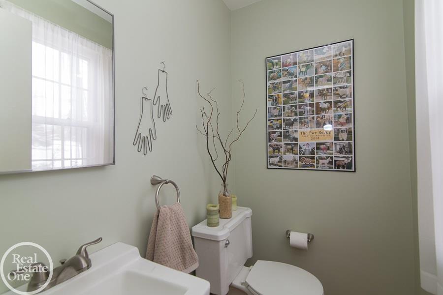 695 Apple Hill Lane Rochester Hills, MI 48306 - Photo 5 of 33