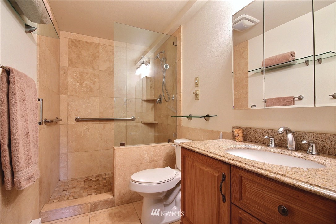 16303 Southeast Petrovitsky Road Renton, WA 98058 - Photo 19 of 24 Gallery Image 19