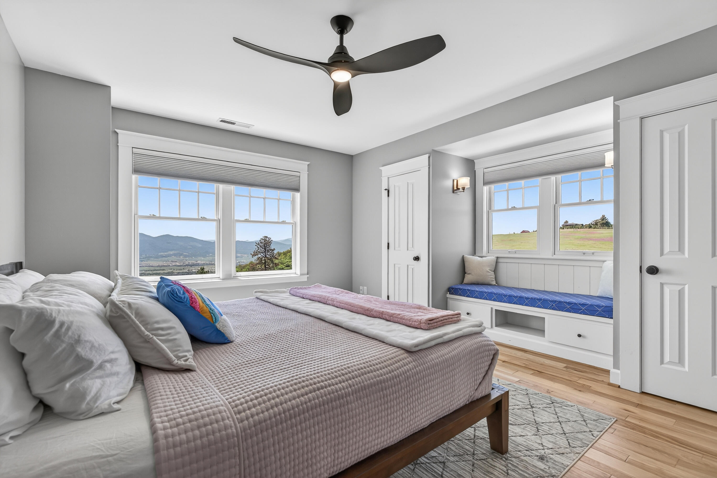 6081 Hillcrest Road Medford, OR 97504 - Photo 47 of 83 48