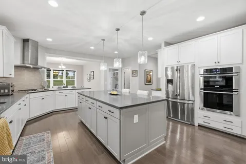 $1,985,000 | 8940 Silvan Woods Court, Fairfax, VA 22031