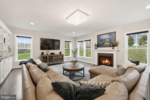 $1,985,000 | 8940 Silvan Woods Court, Fairfax, VA 22031
