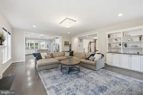 $1,985,000 | 8940 Silvan Woods Court, Fairfax, VA 22031