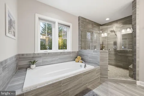 $1,985,000 | 8940 Silvan Woods Court, Fairfax, VA 22031