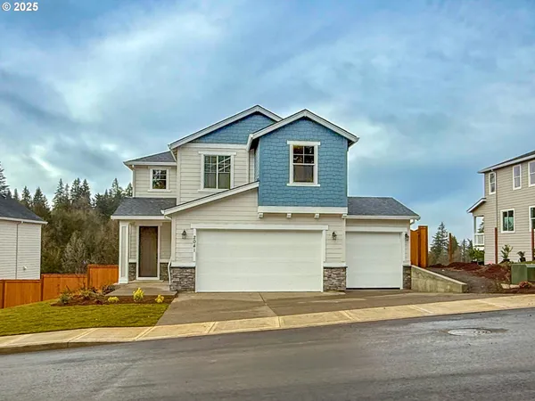 $619,990 | 2041 Northeast Ridge Run Lane, Estacada, OR 97023