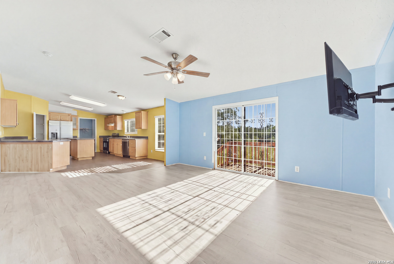3015 Eichman Road Poteet, TX 78065 - Photo 8 of 32 Gallery Image 8