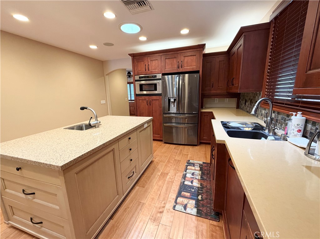 116 Termino Avenue Long Beach, CA 90803 - Photo 22 of 67 Kitchen area
