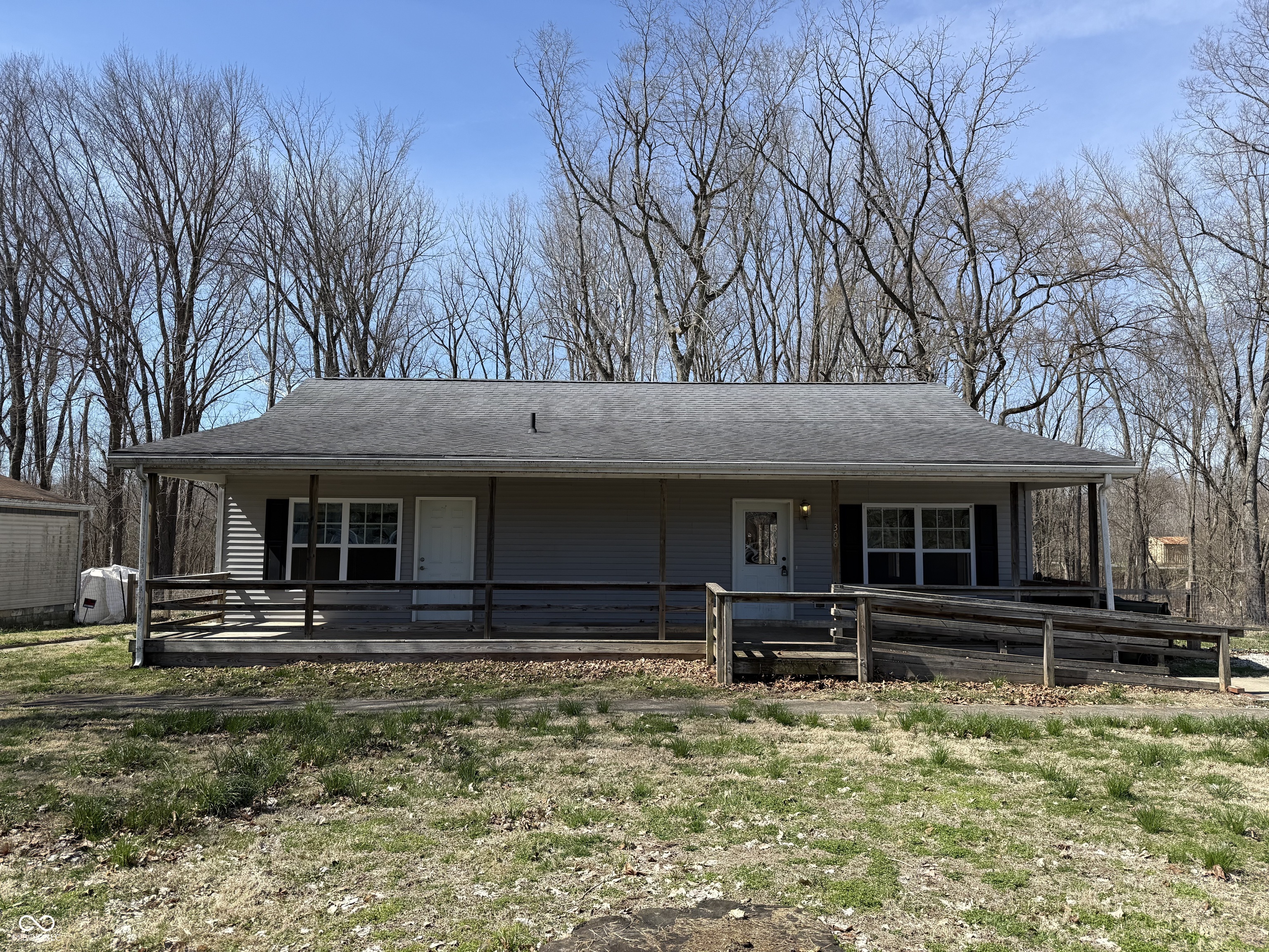 308 North Market Street Carthage, IN 46115 - Photo 1 of 25