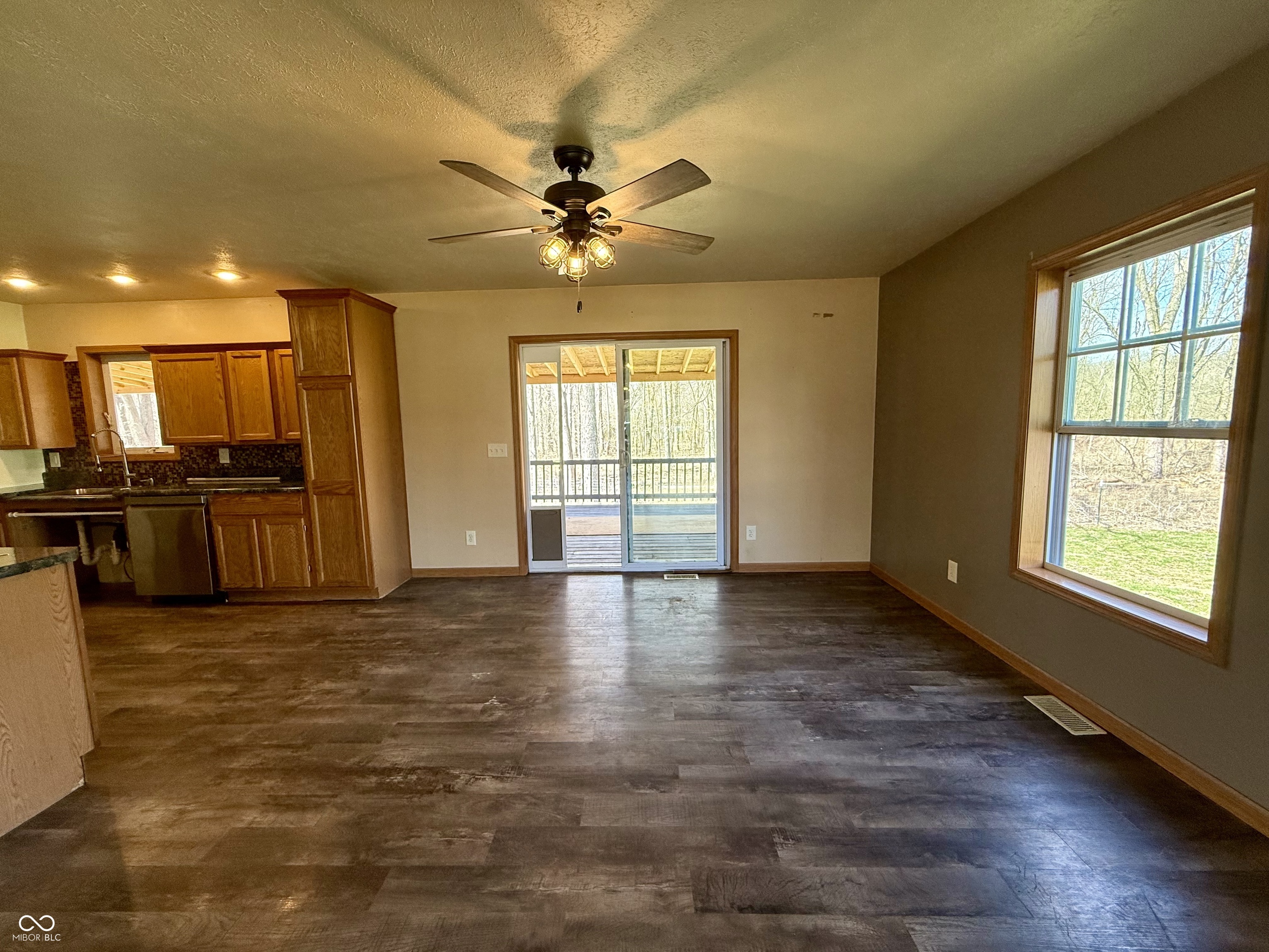 308 North Market Street Carthage, IN 46115 - Photo 6 of 25