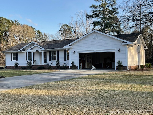 304 Hood Road Lumberton, NC 28358 - Photo 2 of 12 Gallery Image 2