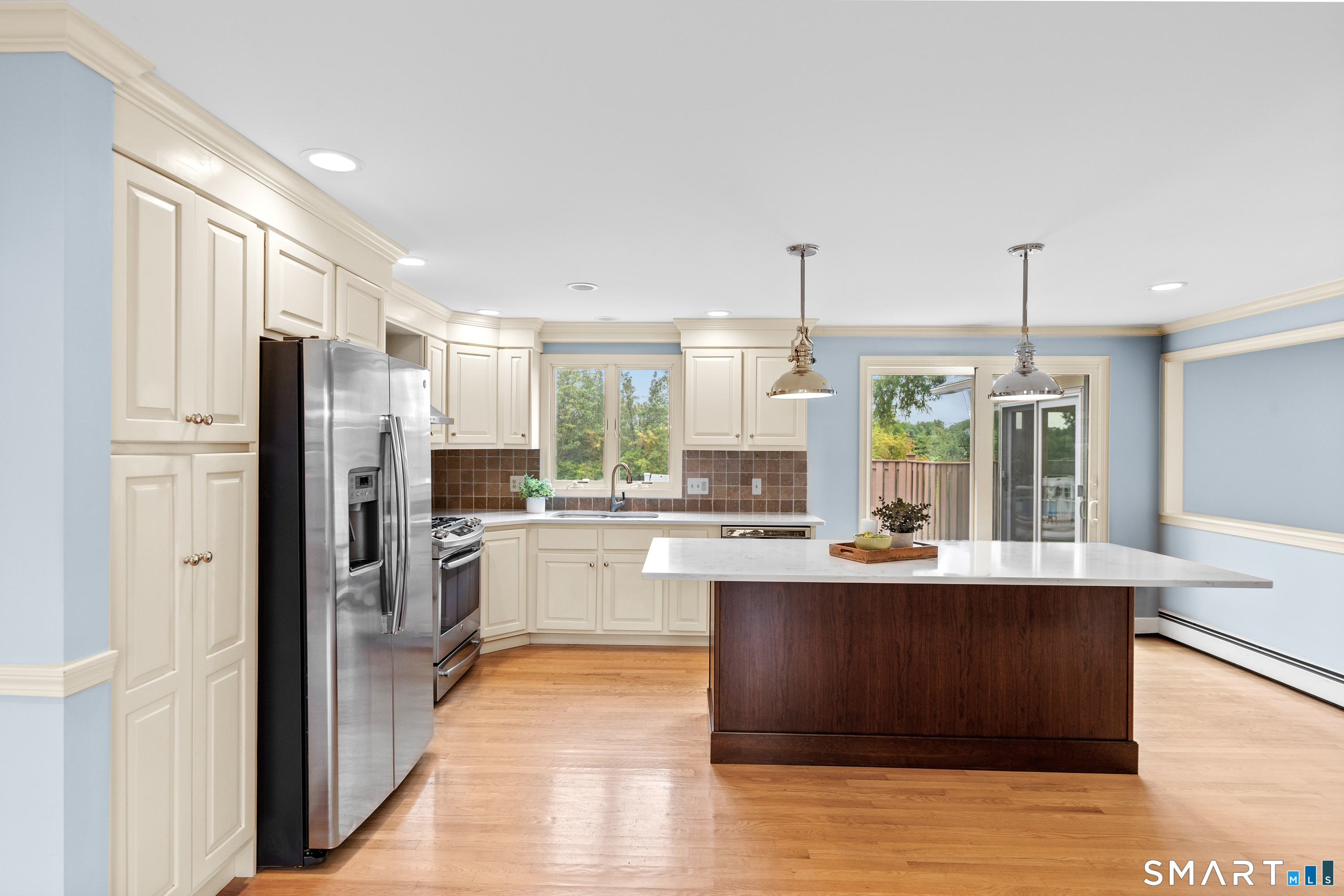 71 Quail Run Road Suffield, CT 06078 - Photo 5 of 40 Updated kitchen