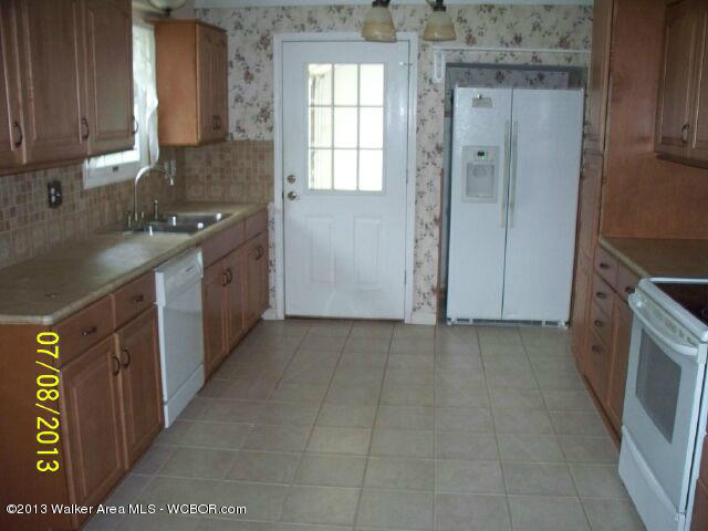 2203 Briarcliff Road Jasper, AL 35504 - Photo 3 of 21 Gallery Image 3