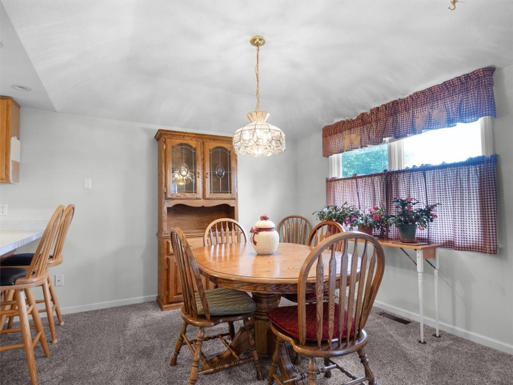 7587 Salmon Creek Road Williamson, NY 14589 - Photo 12 of 49