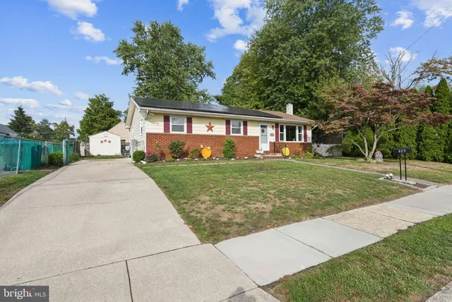 $310,000 | 409 9th Avenue, Lindenwold, NJ 08021