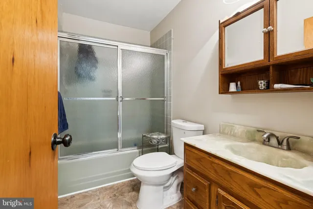 $310,000 | 409 9th Avenue, Lindenwold, NJ 08021