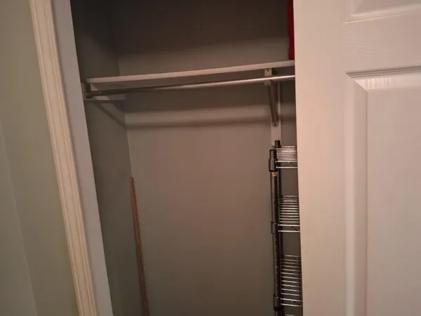 $202,000 | 23869 McCort Drive, Flat Rock, MI 48134