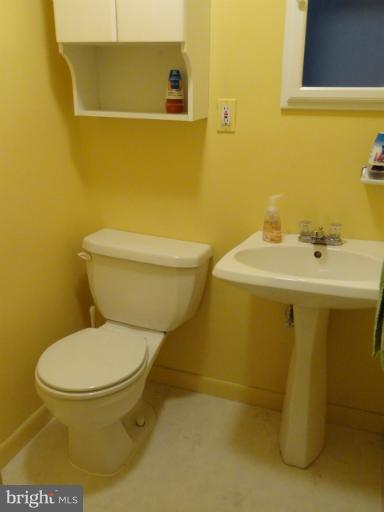 1329 Ava Road Severn, MD 21144 - Photo 4 of 17 Bath
