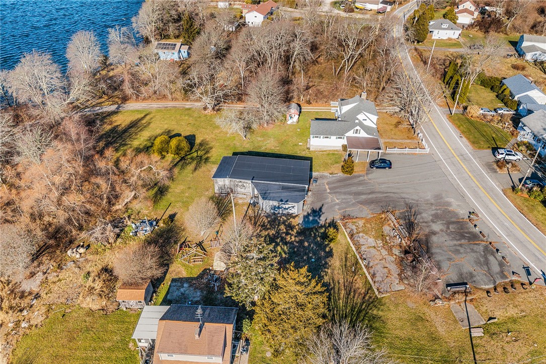 1023 Old Stafford Road Tiverton, RI 02878 - Photo 11 of 17