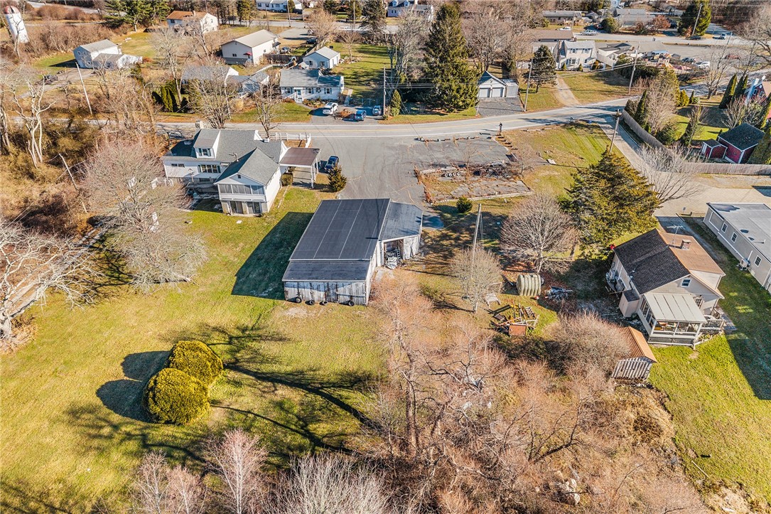 1023 Old Stafford Road Tiverton, RI 02878 - Photo 5 of 17