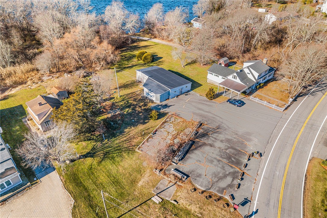 1023 Old Stafford Road Tiverton, RI 02878 - Photo 8 of 17