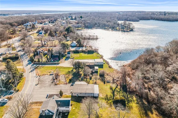 $250,000 | 1023 Old Stafford Road, Tiverton, RI 02878