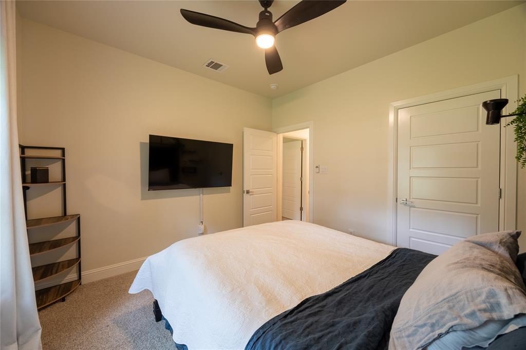354 Glade Valley Road Azle, TX 76020 - Photo 10 of 38