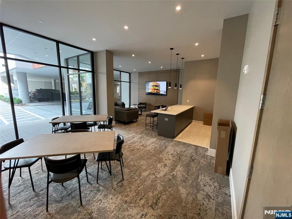 470 Main Street, Unit 615 Fort Lee, NJ 07024 - Photo 14 of 17