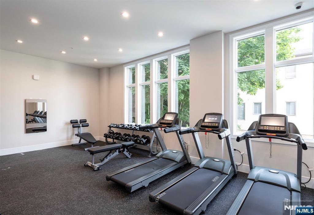 470 Main Street, Unit 615 Fort Lee, NJ 07024 - Photo 15 of 17