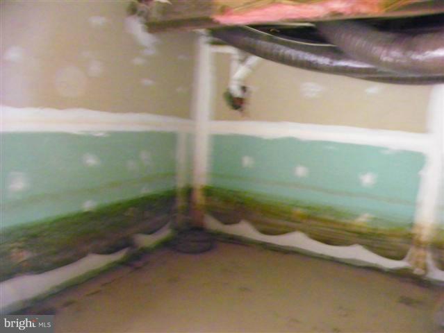 1507 Colony Road Pasadena, MD 21122 - Photo 23 of 30 Interior (General)