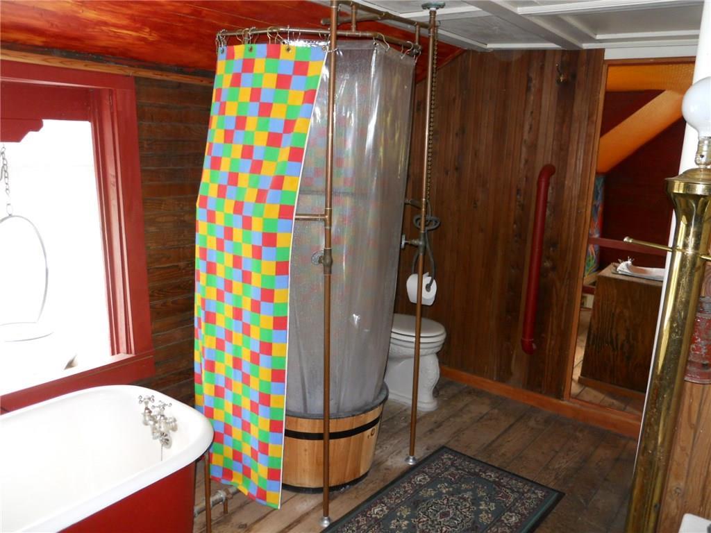 424 Pendleton Point Road Islesboro, ME 04848 - Photo 18 of 26 Master bath