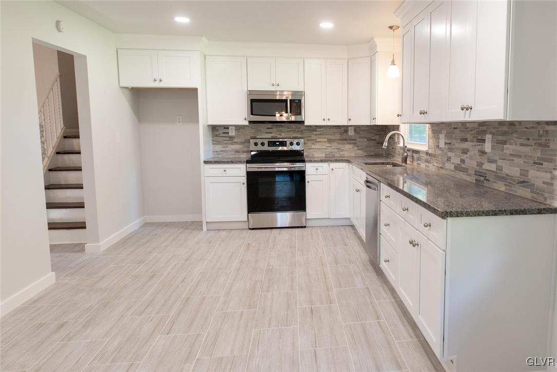 689 Long Lane Road Walnutport, PA 18088 - Photo 9 of 35 Gallery Image 9
