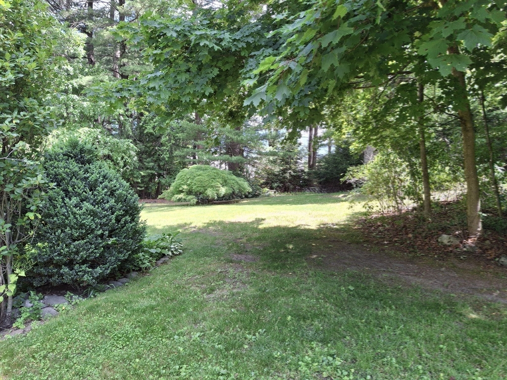 117 Partridge Road Billerica, MA 01821 - Photo 36 of 42 Gallery Image 36