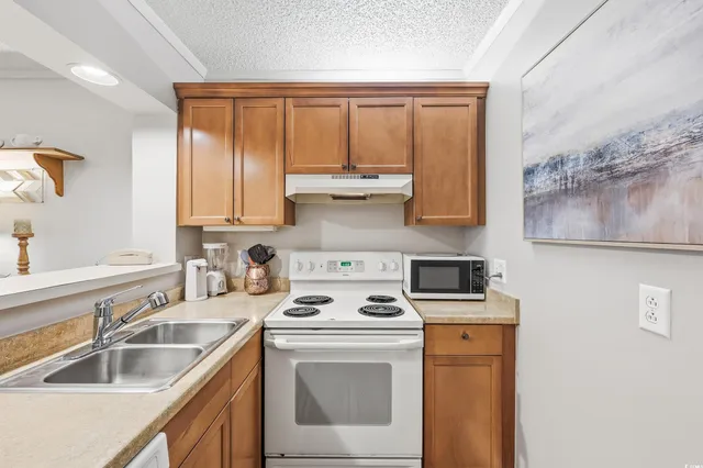 $183,000 | 415 Ocean Creek Drive, Unit 2139, Myrtle Beach, SC 29572