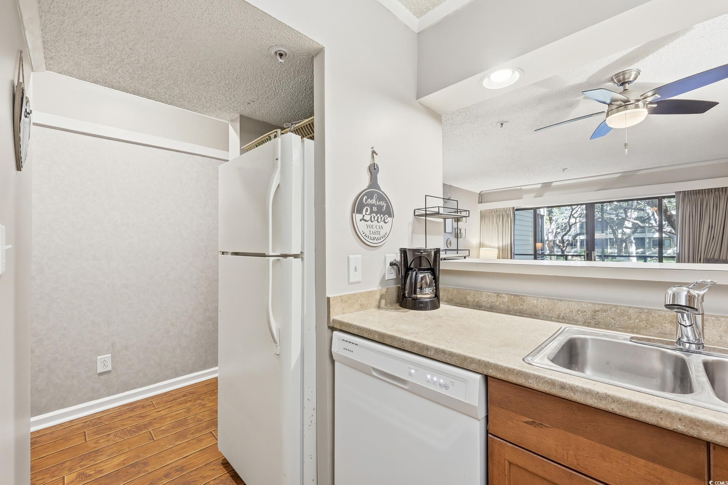 415 Ocean Creek Drive, Unit 2139 Myrtle Beach, SC 29572 - Photo 15 of 32