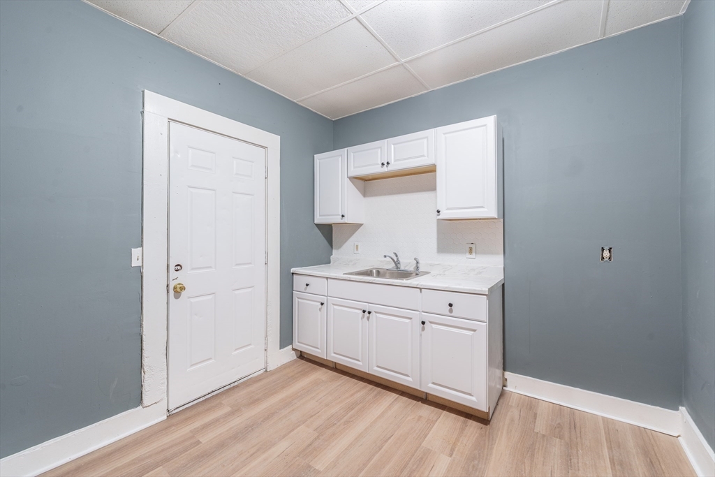 173 Elm Street, Unit 1LC Holyoke, MA 01040 - Photo 3 of 7