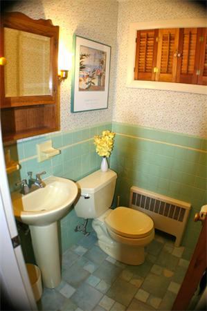 170 Anawan Road North Attleboro, MA 02760 - Photo 20 of 26 a bathroom with a toilet sink and mirror