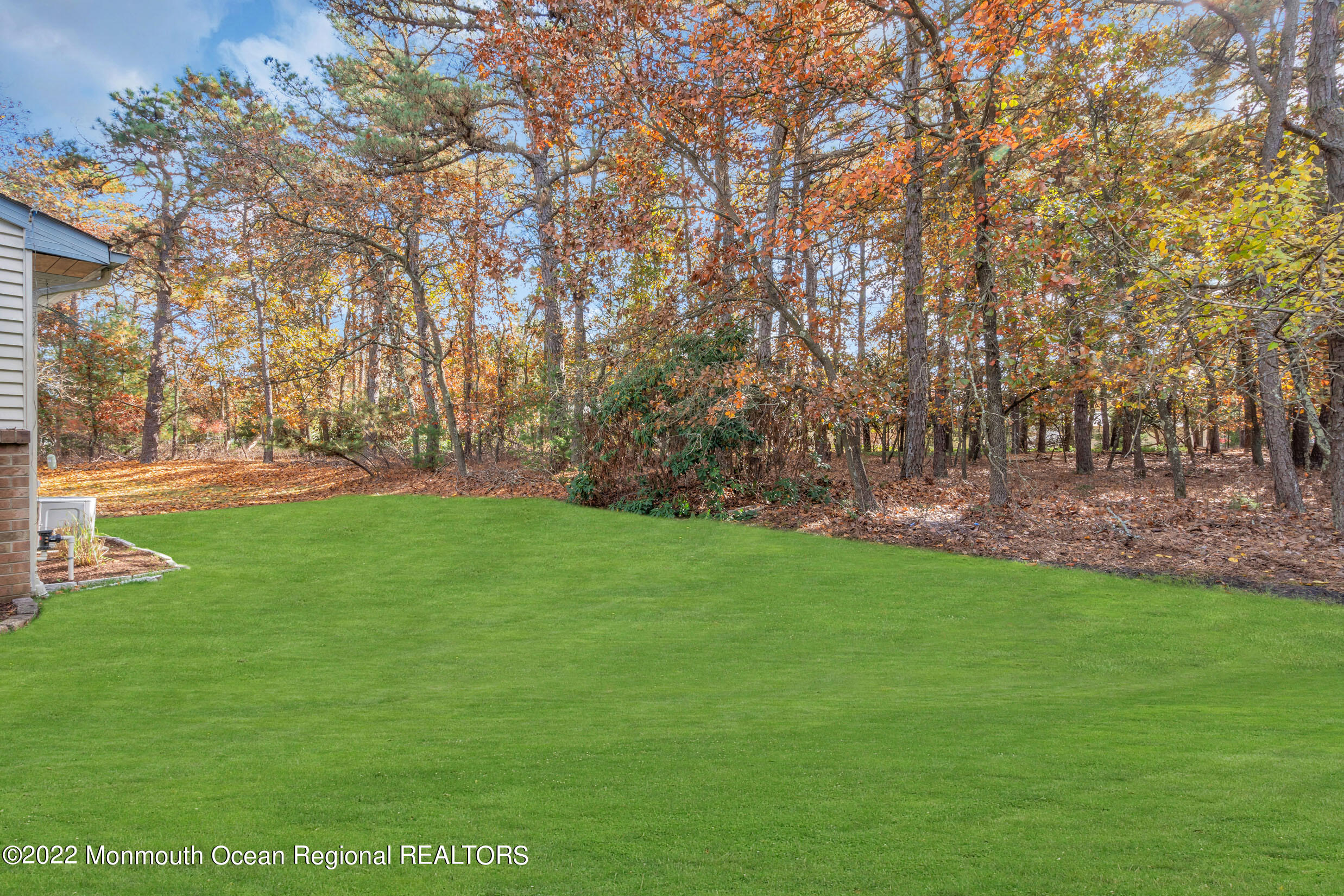 19 B Canton Drive Whiting, NJ 08759 - Photo 29 of 33 10 (3)