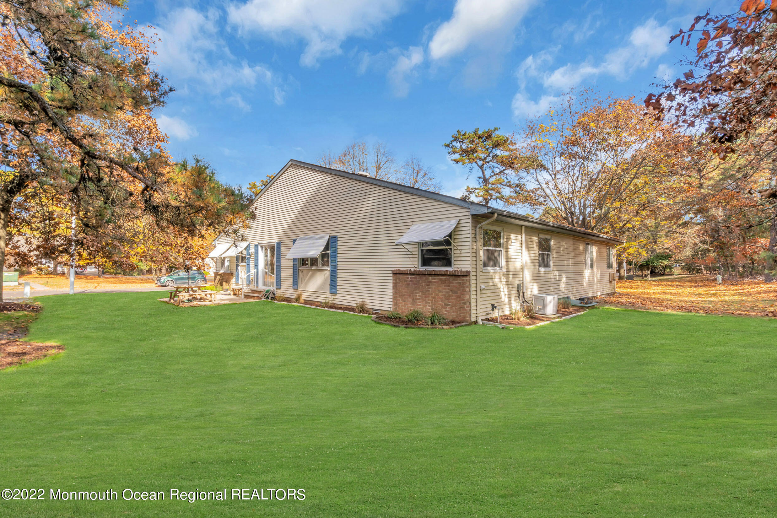 19 B Canton Drive Whiting, NJ 08759 - Photo 30 of 33 10 (4)