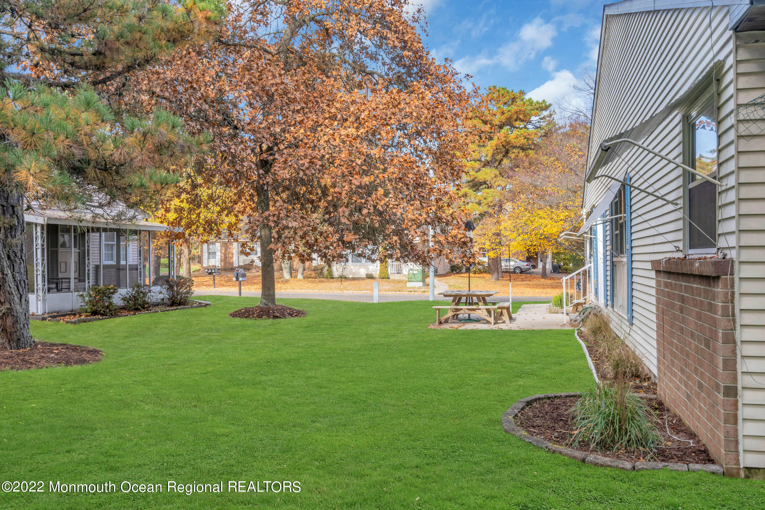 19 B Canton Drive Whiting, NJ 08759 - Photo 31 of 33 10 (5)