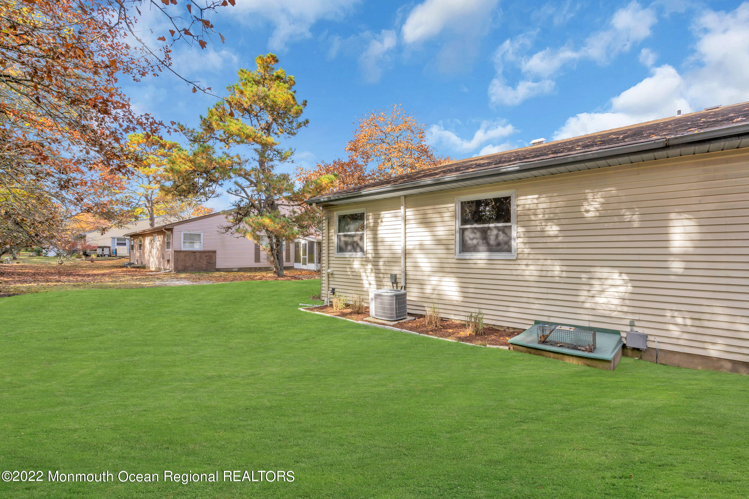 19 B Canton Drive Whiting, NJ 08759 - Photo 33 of 33 10 (7)