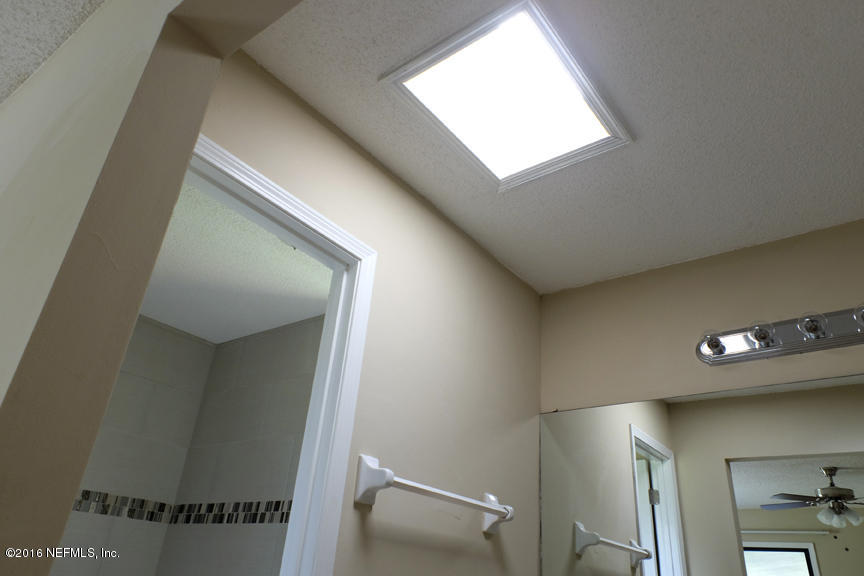 2397 Range Line Road Middleburg, FL 32068 - Photo 20 of 45 Skylight