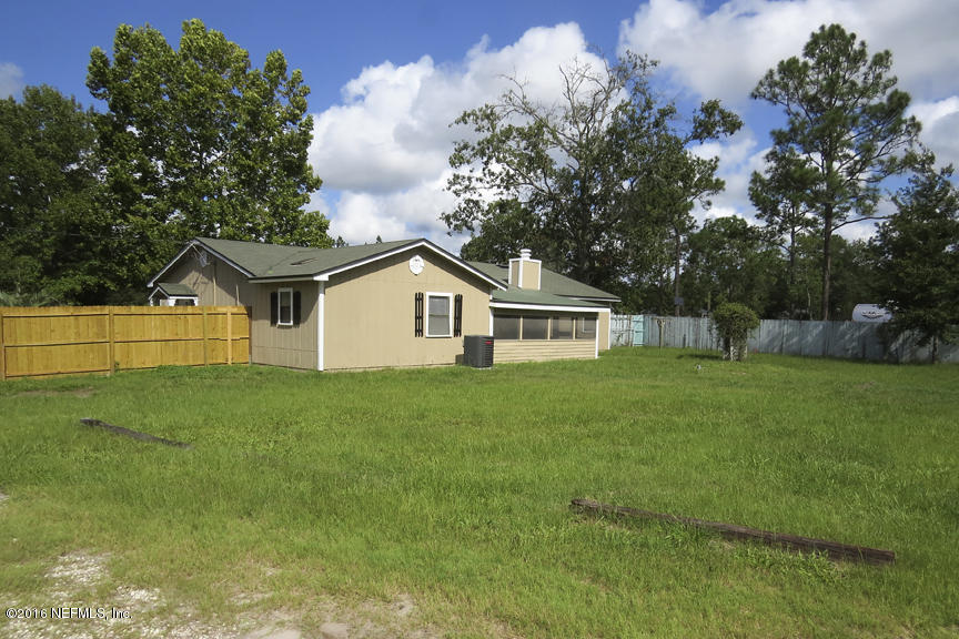 2397 Range Line Road Middleburg, FL 32068 - Photo 33 of 45 Large Back Yard