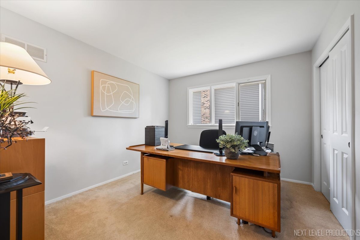 1614 Orth Drive Wheaton, IL 60189 - Photo 23 of 29