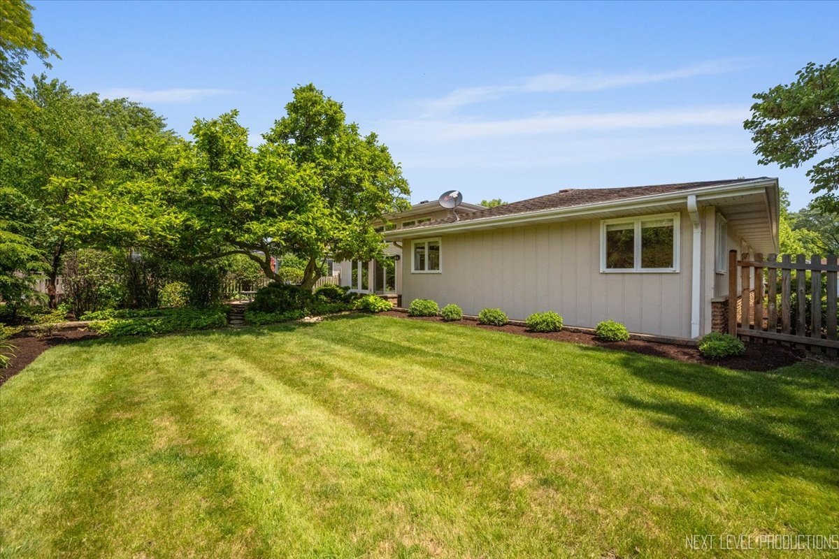 1614 Orth Drive Wheaton, IL 60189 - Photo 28 of 29