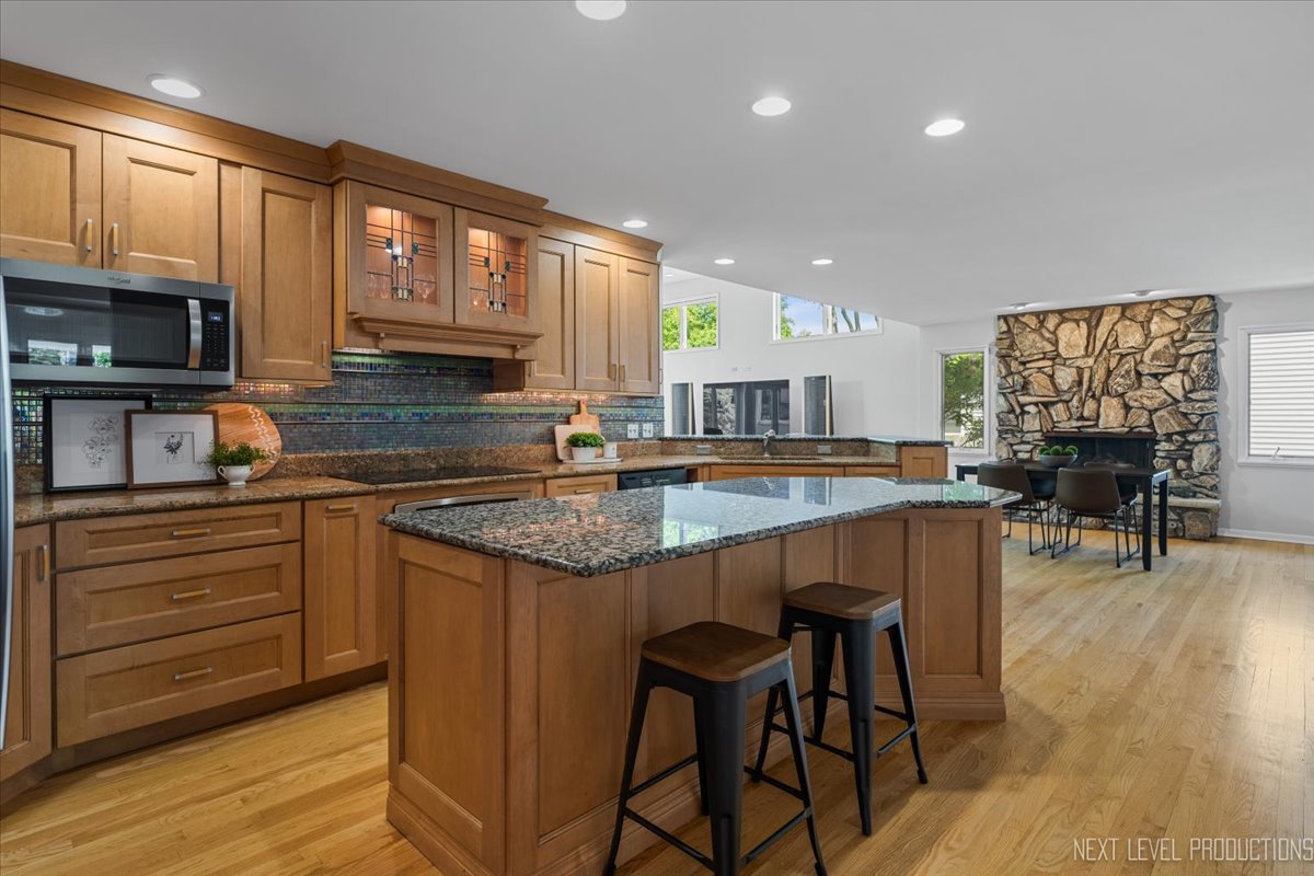 1614 Orth Drive Wheaton, IL 60189 - Photo 9 of 29